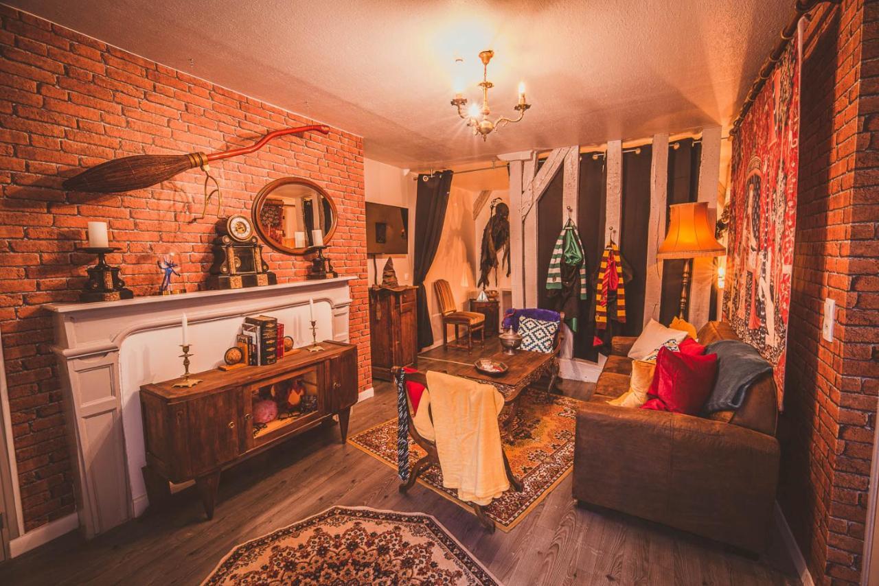Repaire Du Sorcier Un Apartement Magique Troyes Extérieur photo
